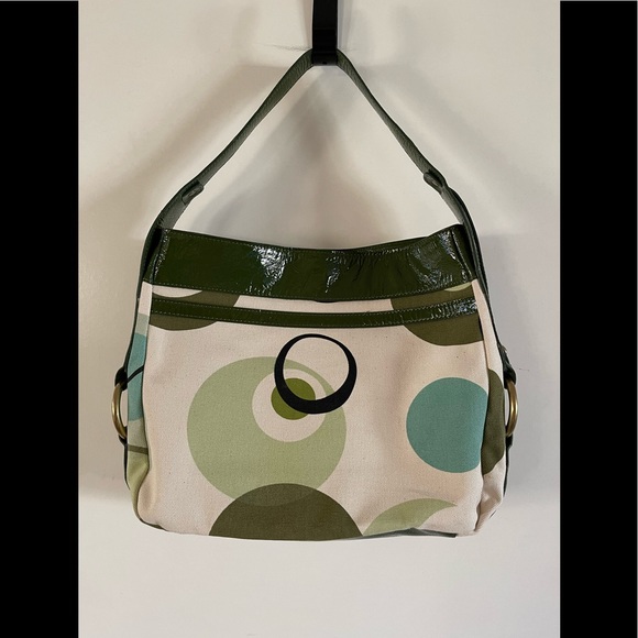 Fun 60’s Vibe Kate Landry Green and Cream Bag with Lots of Pockets - Picture 2 of 15